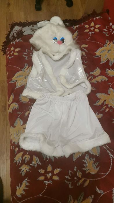 Новорічний костюм зайчика
