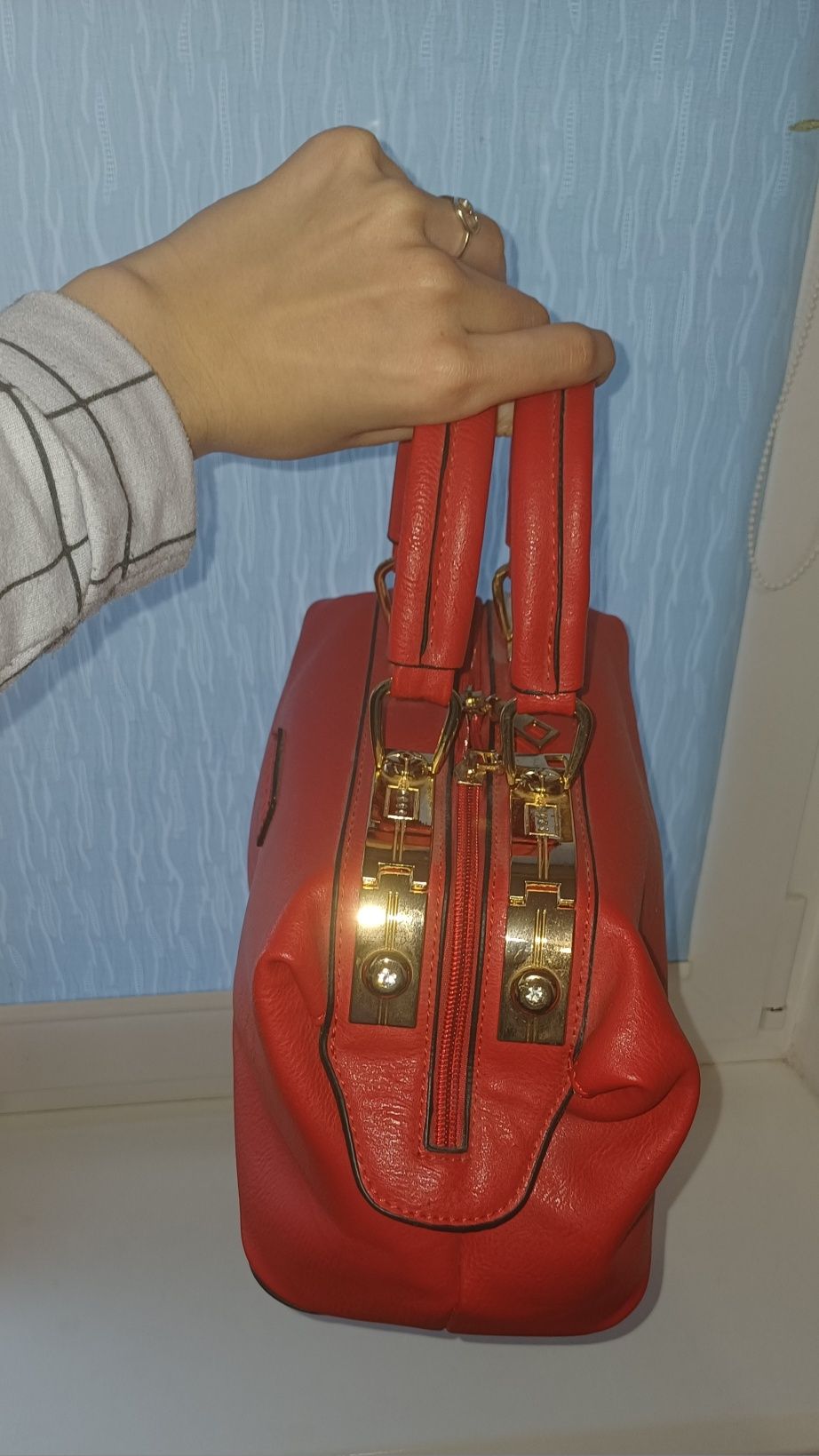 Сумка, сумочка червоного кольору
