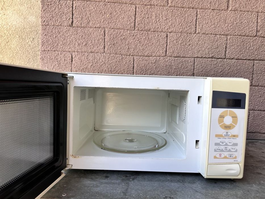 Микроволнавка б/у
