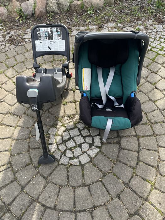 Romer nosidelko + baza isofix 0-13