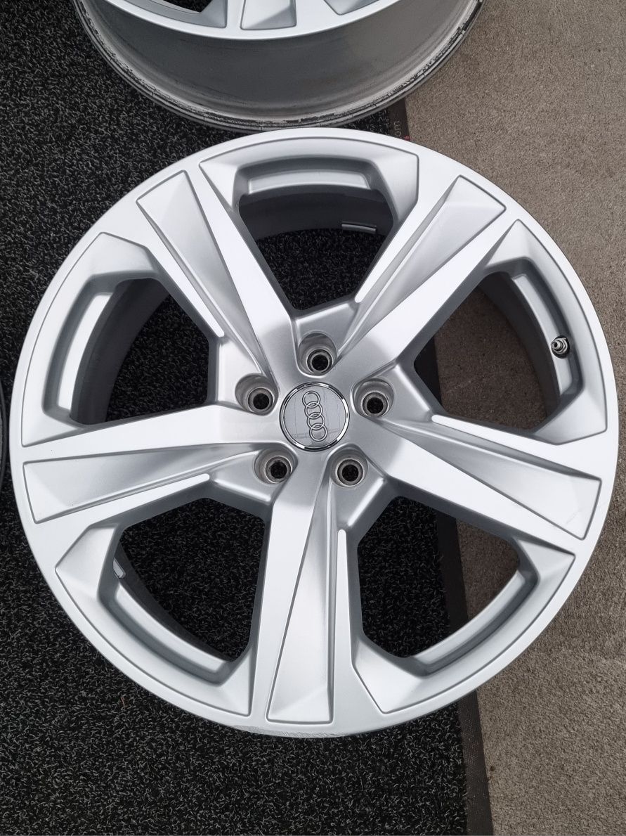 Felgi Alu z czujnikami 19" Audi A7 A5 A6 C8 C7 Q5 5x112 Oryginalne