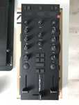 Native Instruments TRAKTOR KONTROL Z1 MK2 Novo caixa fatura garantia