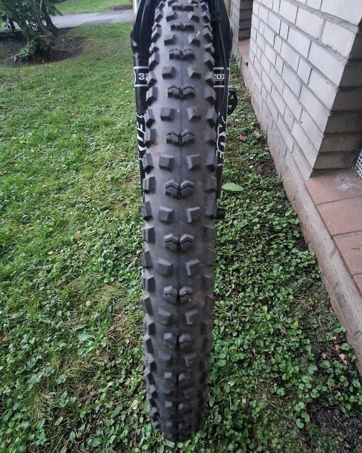 Continental Mountainking 27.5x2.4