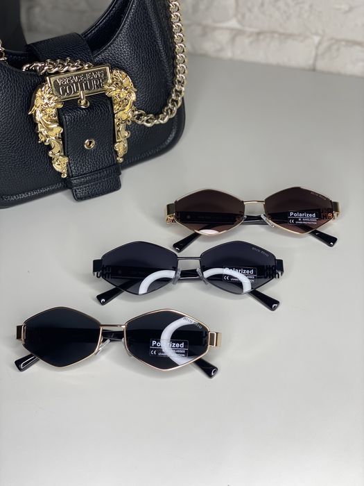 Женские очки MIU MIU Polarized черные/коричневые Ромбы с поляризацией