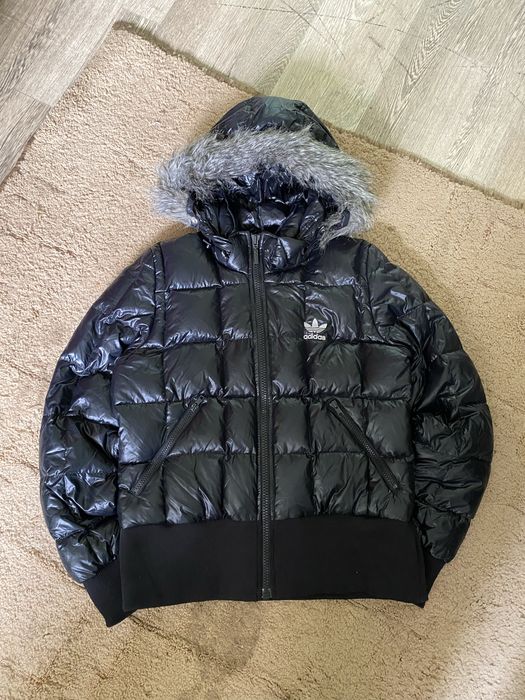 пуховик бомбер Adidas x Alpha industries