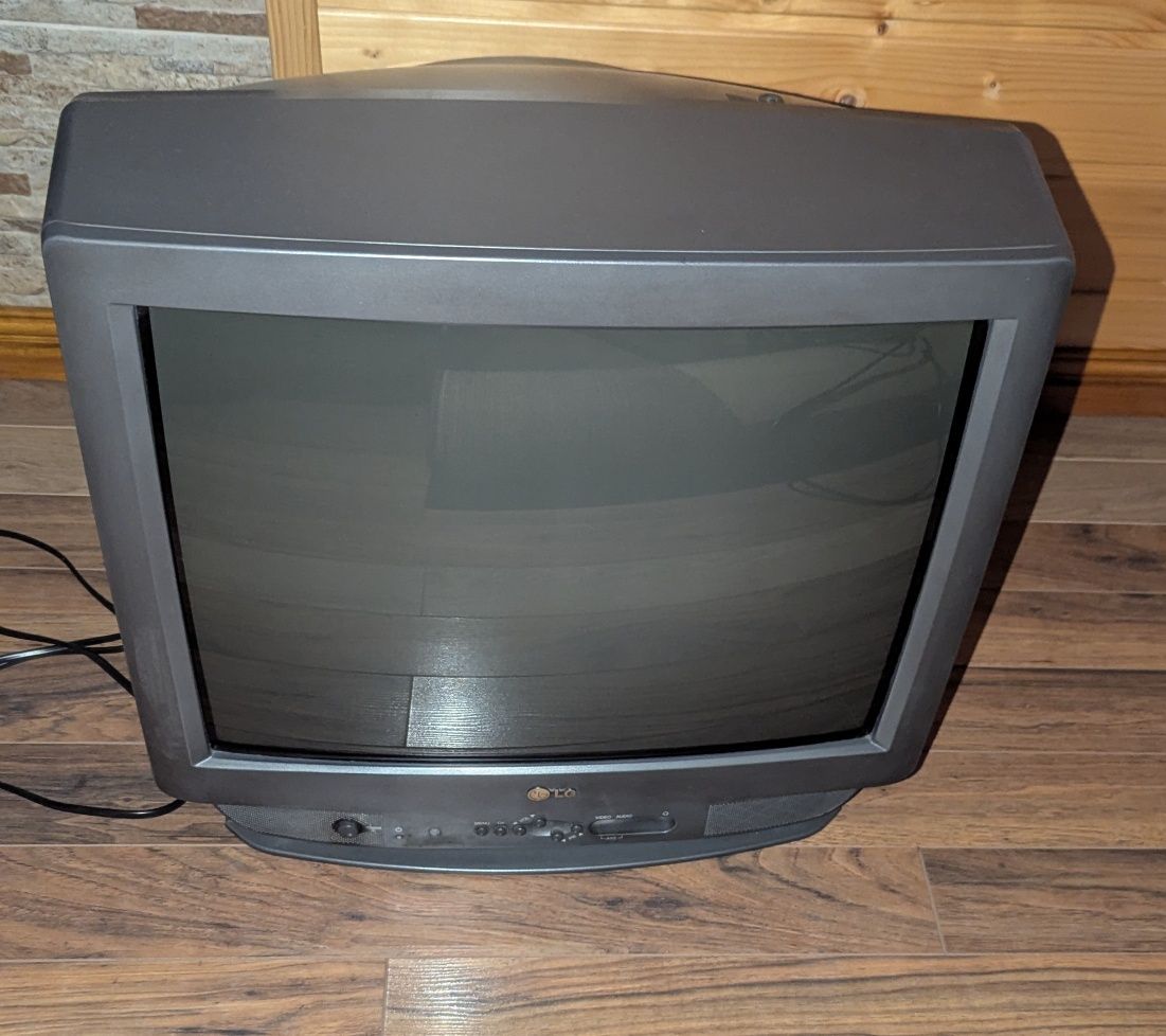 Telewizor kineskopowy LG CF-21F60X