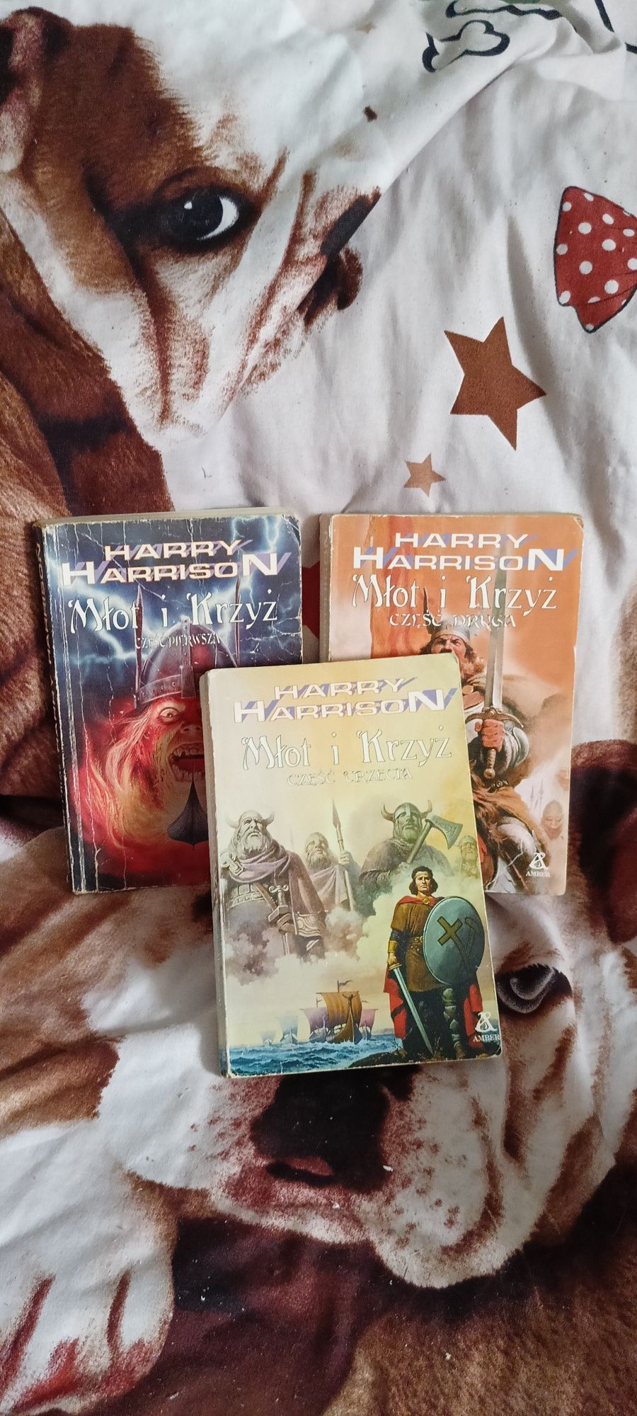 Harry Harrison, Młot i krzyż. Tom 1 -3.