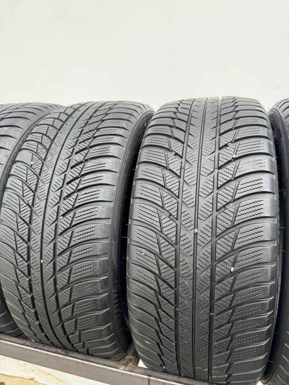 225/45/18 R18 Bridgestone Blizzak LM001 RSC 95H 4шт Зимова шина 6.7мм