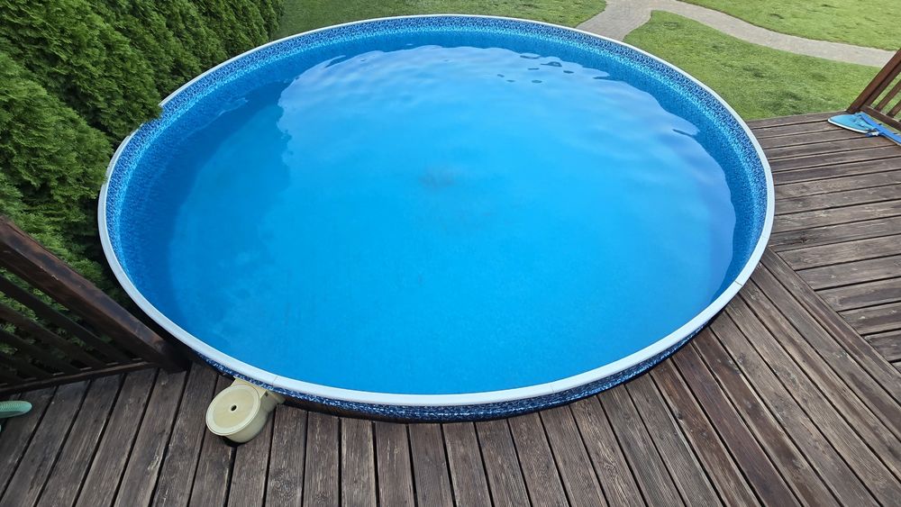 Basen Kanadyjski  4,6 /1,20 / 20 tyś litrów