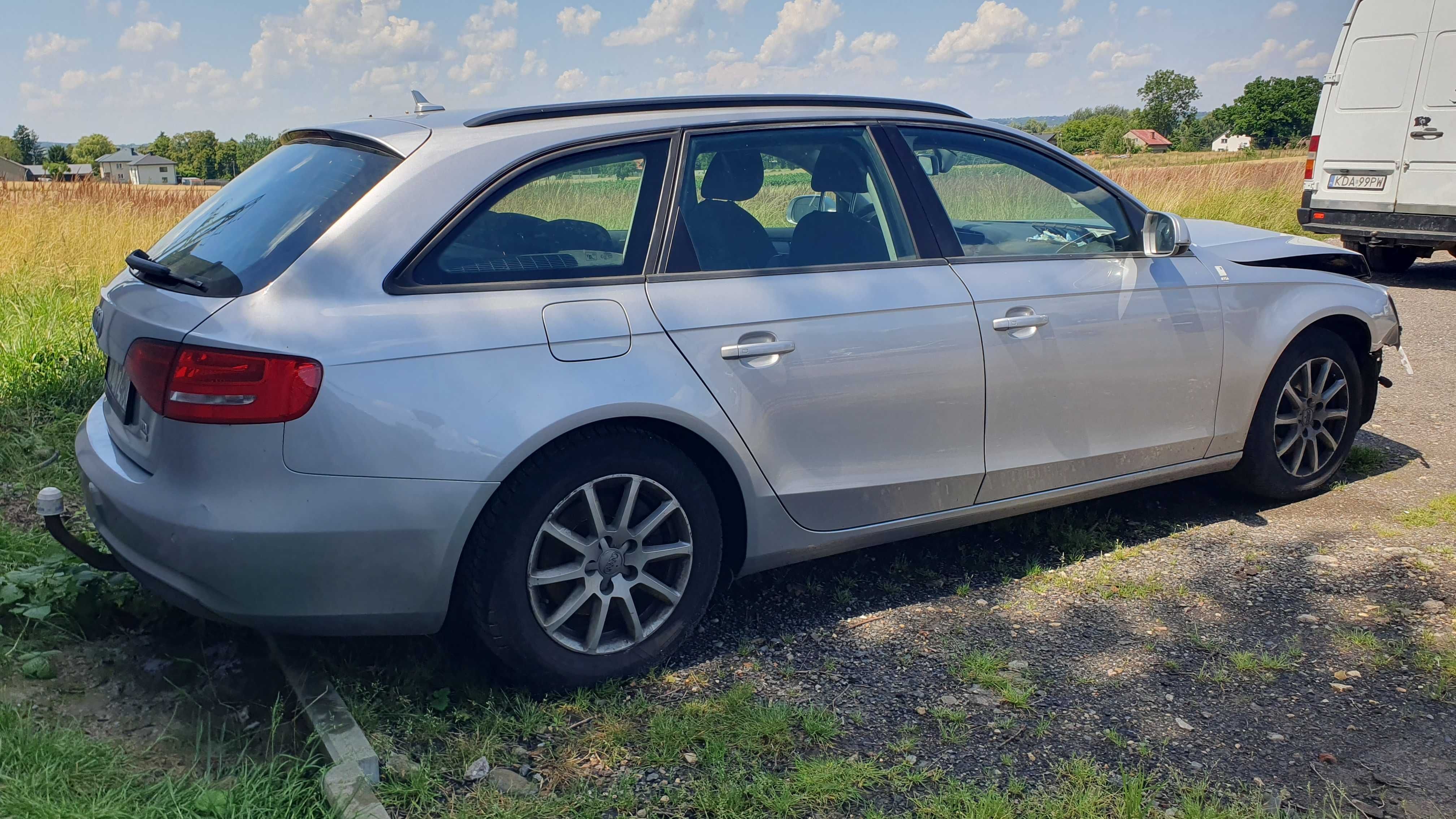 Audi A4 B8 LIFT 2015r 2,0 TDI Manual Lekko Uszkodzona Zarejestrowana