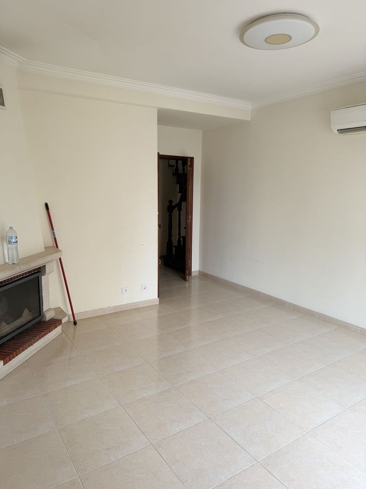 Arrenda-se Apartamento