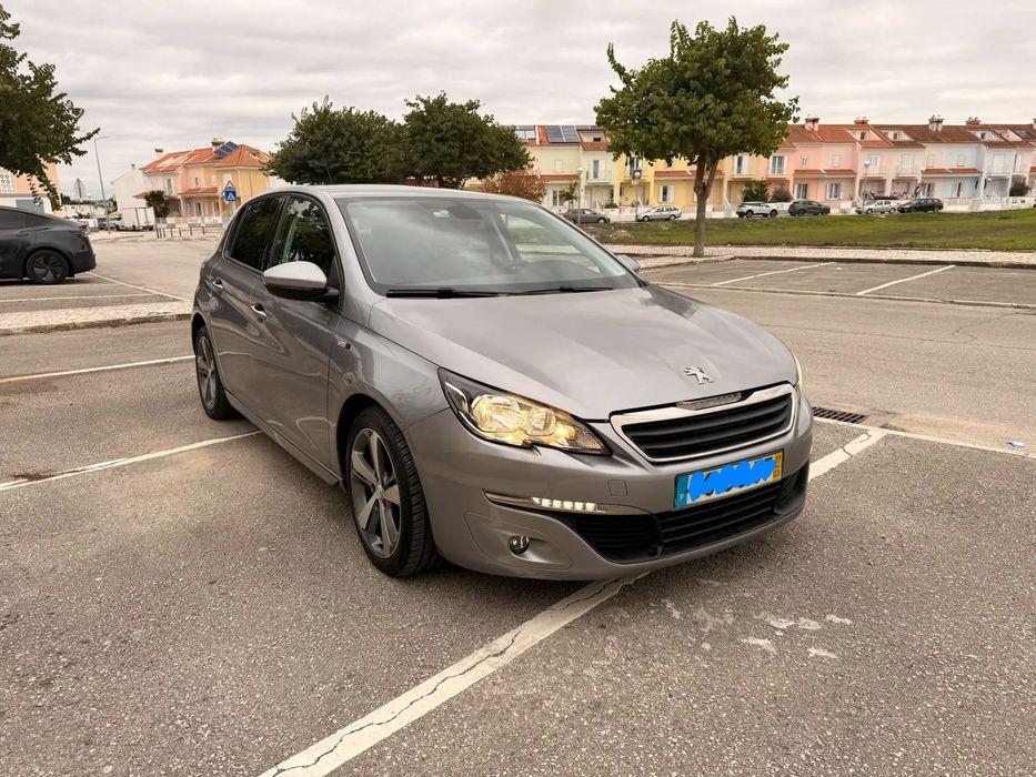 Peugeot 308 1.6 BlueHDi Style J17