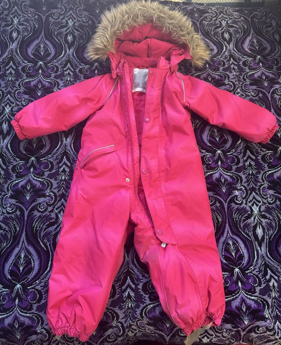 Продам комбінезон на дівчинку новий