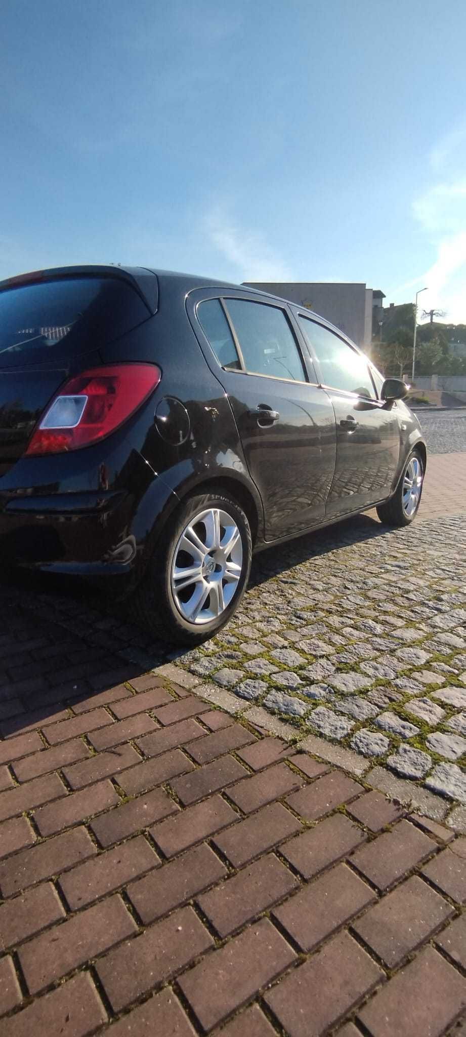 Opel Corsa 1.3 black edition 2009