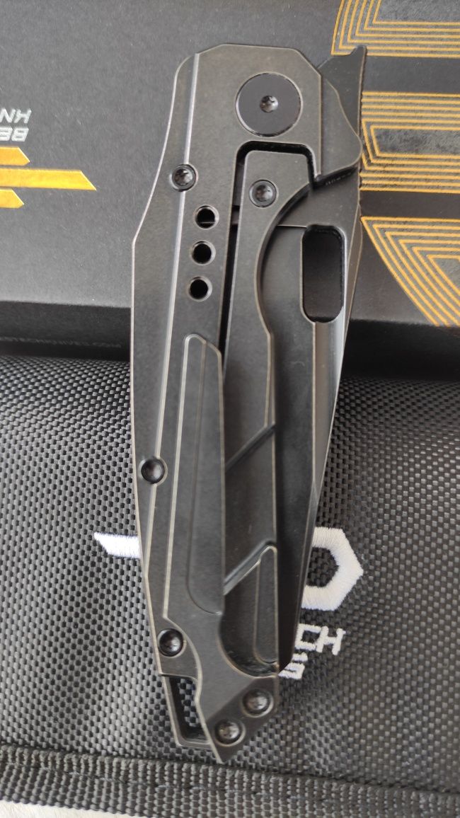 Складаний ніж BESTECH NYXIE BT2209B