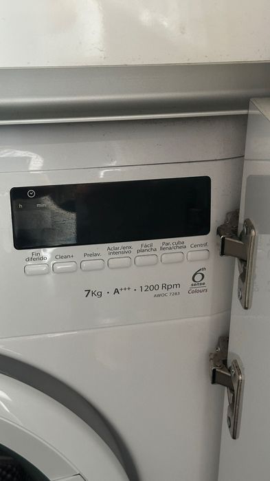 Máquina de lavar roupa Whirlpool
