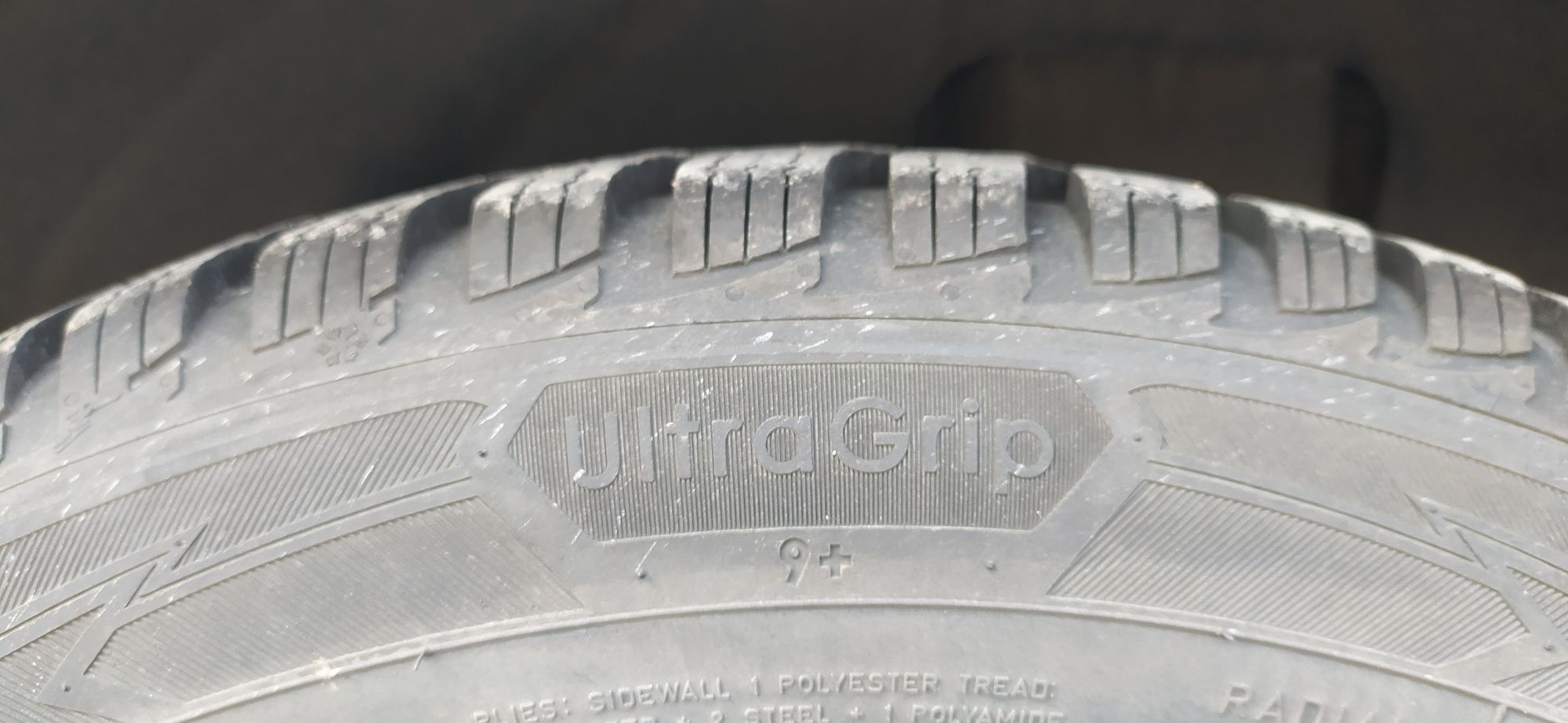 Komplet opon zimowych Goodyear Ultragrip 9+. 205/55/r16. 2020.