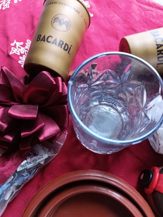 Коробка, товар для кухні