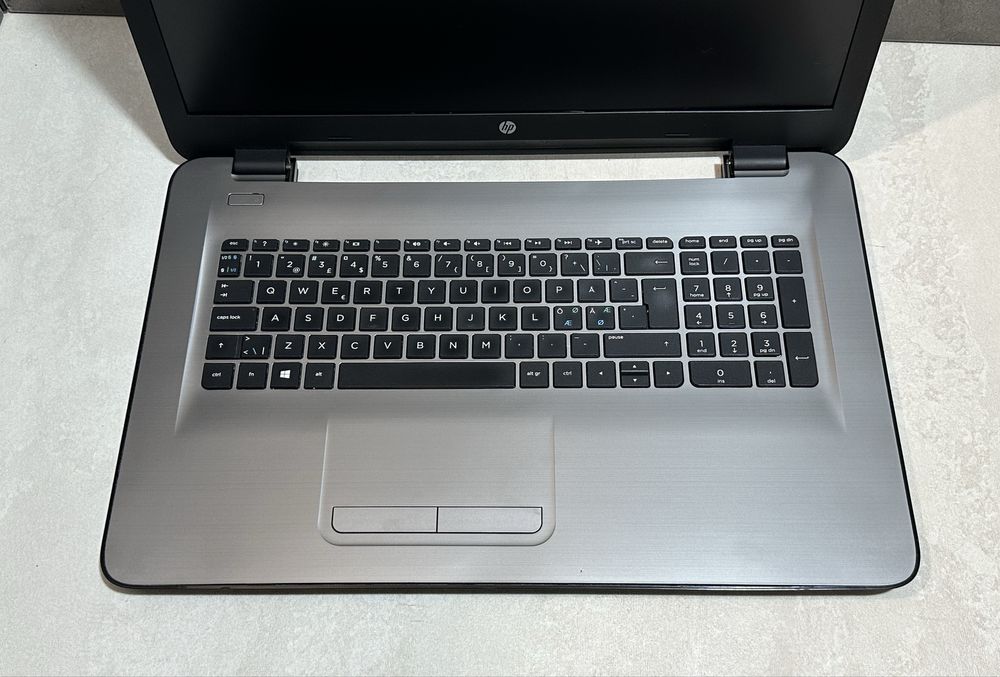 Ноутбук hp 17-080no 17.3’’ FHD/ 4GB RAM/ 128GB SSD/ AMD A6-7310! N3004