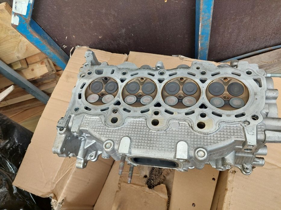 Kia Hyundai głowica z wałkami Z70H0-03D00