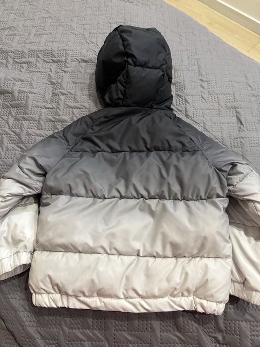 Куртка ZARA розмір 116