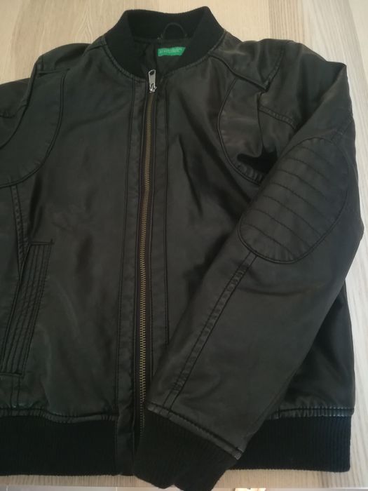 Blusão preto almofadado
