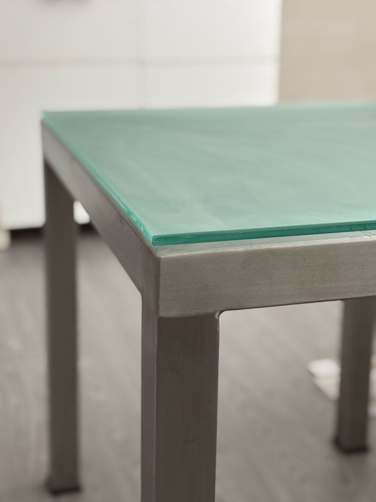 Mesa Inox Muito Bom Estado para entrega