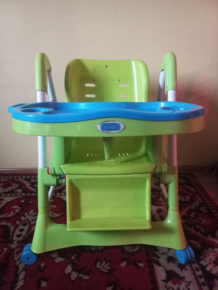 Кресло- стол для кормления ребенка
