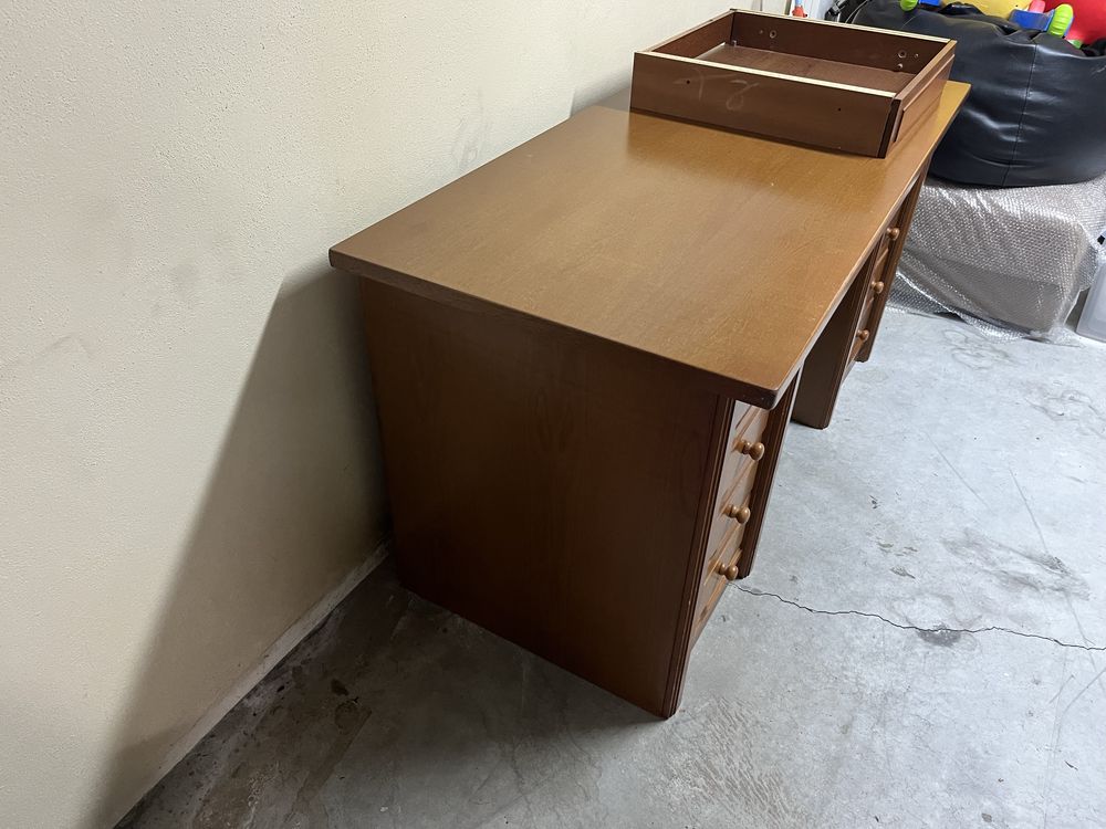 Vendo secretaria em madeira