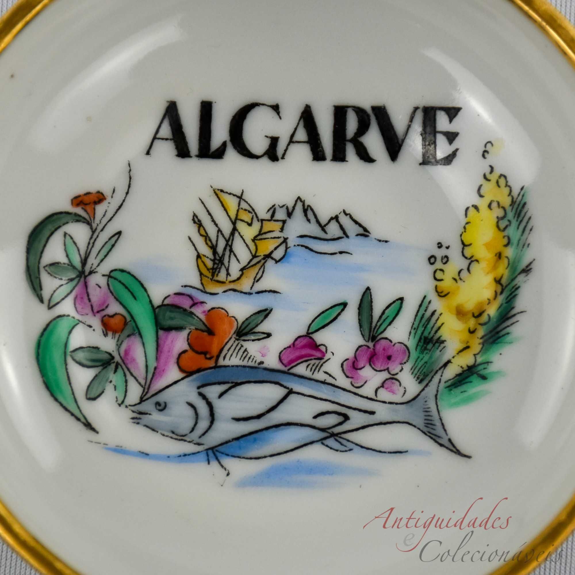 Pequena Taça com 2 pegas Porcelana Artibus alusiva ao “Algarve”