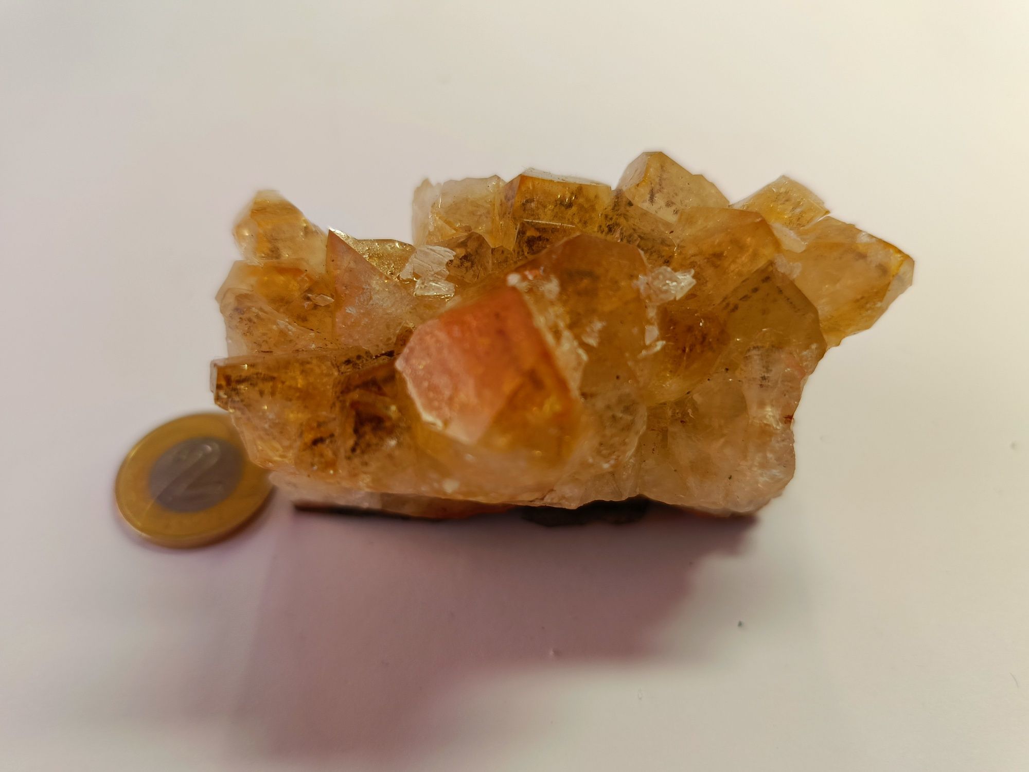 Naturalny kamień Cytryn w formie krystalicznej skałki nr 4