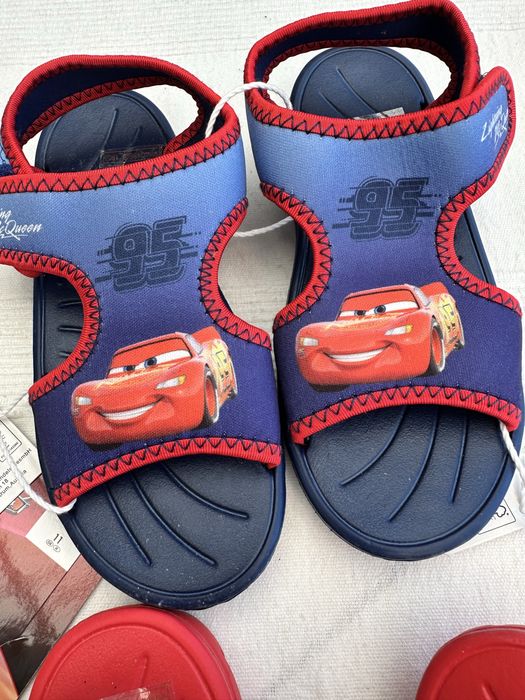 Нові дитячі босоніжки розмір 29,30