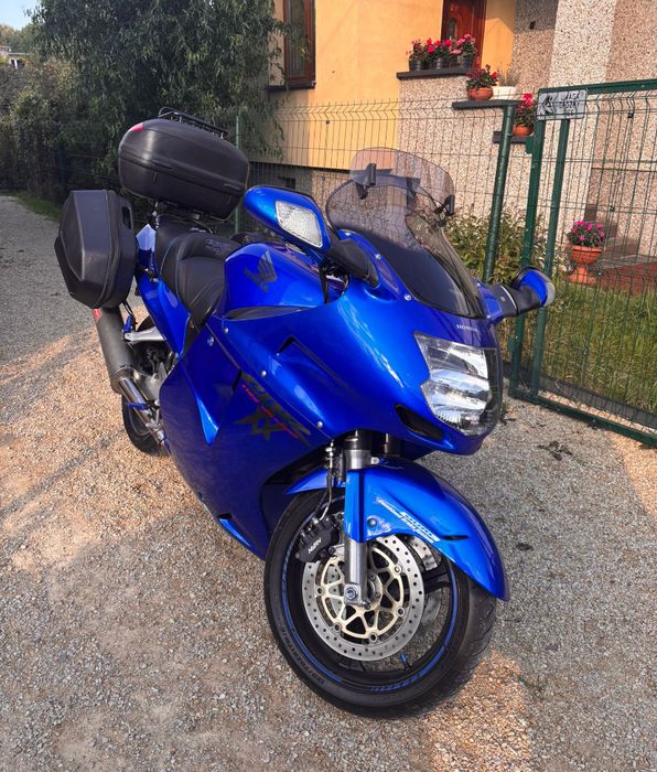 Honda CBR 1100 XX, stan bdb, kufry, duzo dodatków, zamiana na inny
