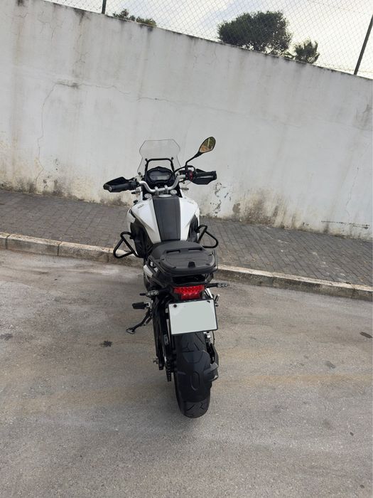 APENAS ATE SEGUNDA! Benelli TRK 2018 poucos km Revisões na marca