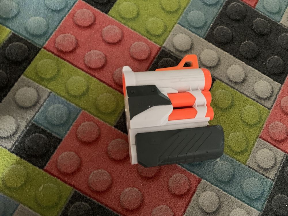 Nerf TriStrike .modularna strzelba marki nerf dla dzieci.