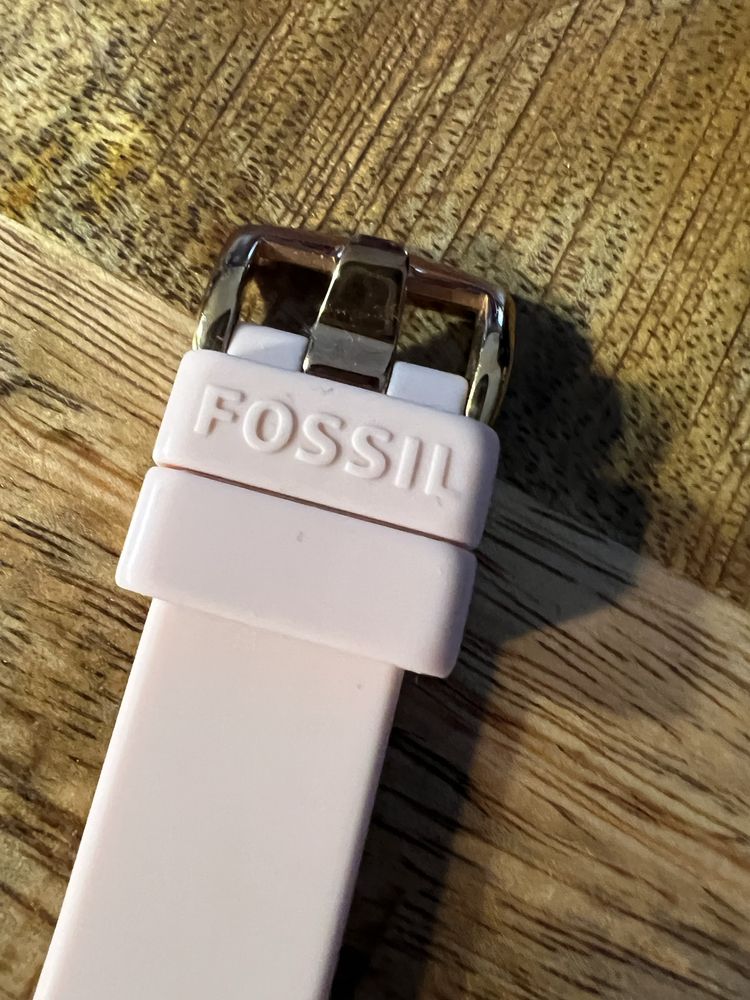 Wspaniały smartwatch Fossil GEN 6 jak nowy!