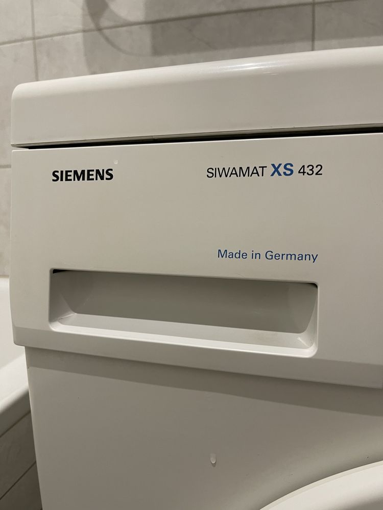 Пральна машина Siemens XS 40см