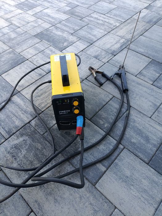 Spawarka inwertorowa PIROTEC 200 A SIM 201/1