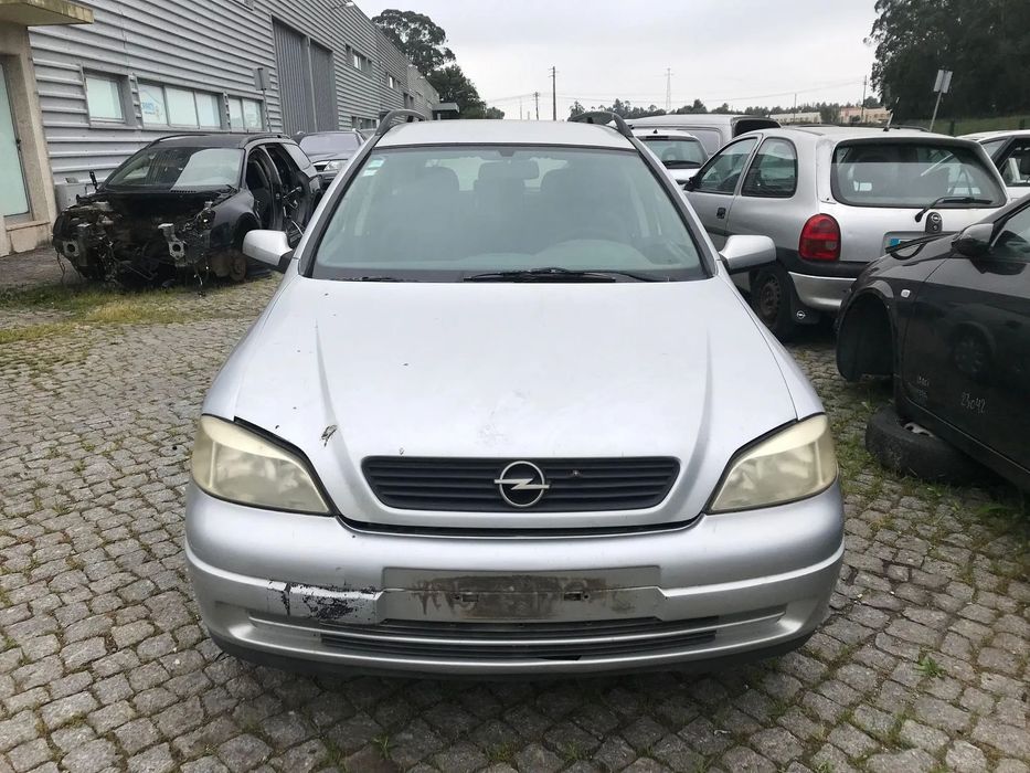 Opel Astra 1.4 16V Caravan 2000 - Para Peças