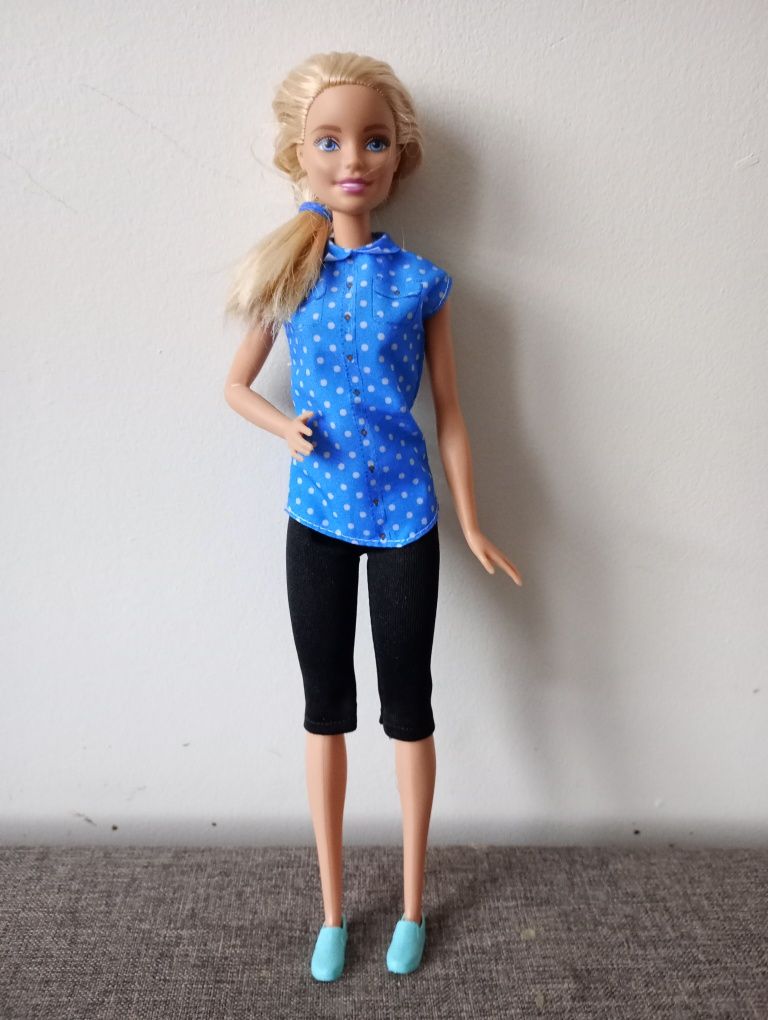 Lalka Barbie urocza