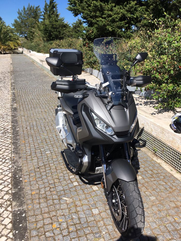 X ADV 750 irrepreensivel ano 2020 somente 7697 kms