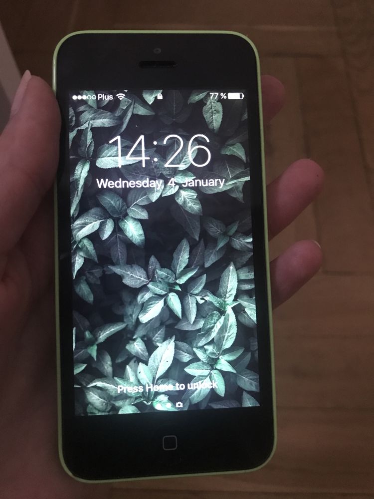 iPhone 5c zielony Apple blokada smartphone smartfon
