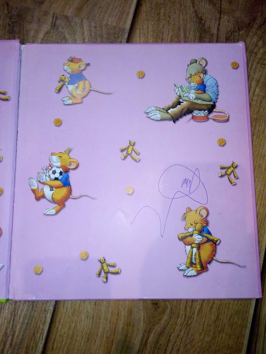 Książka Tupcio Chrupcio ma rodzeństwo siedmioróg