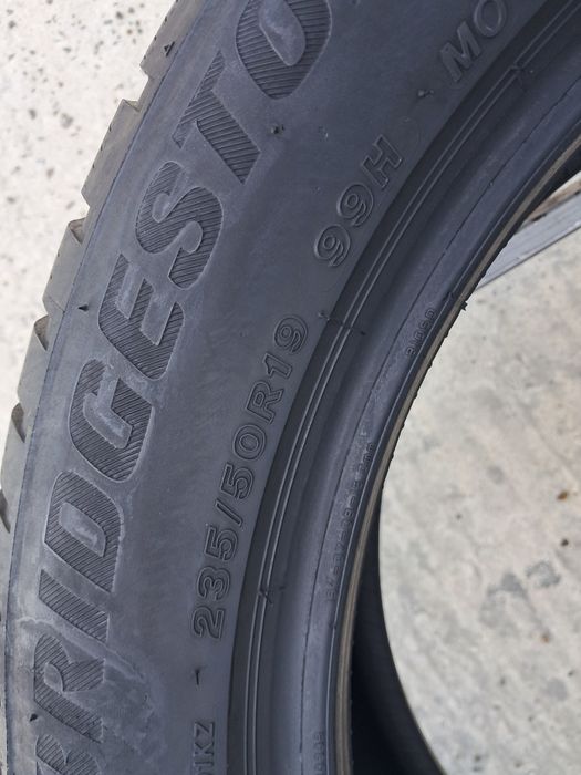 Резина зимова, 235/50 R19 Bridgestone Blizzak LM001 AO (арт. 14682)