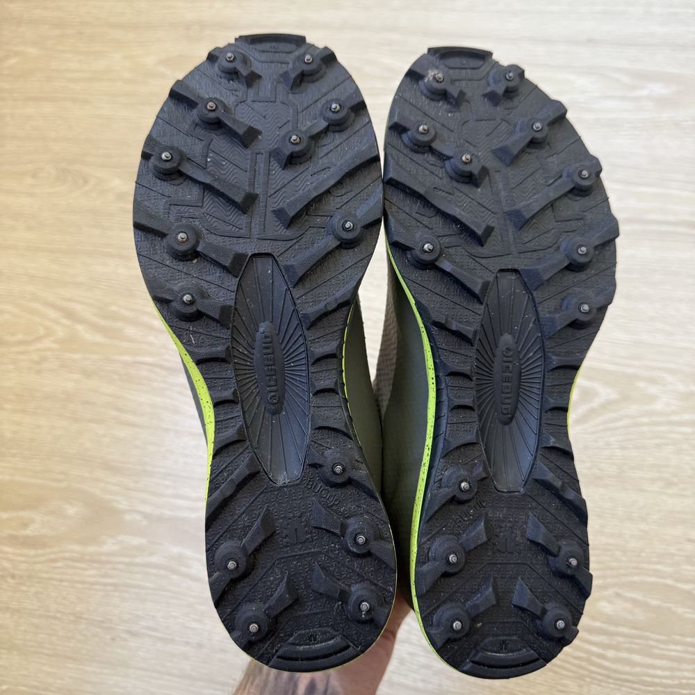 Кроссовки Icebug Gore-tex оригинал размер 42 (27 см )