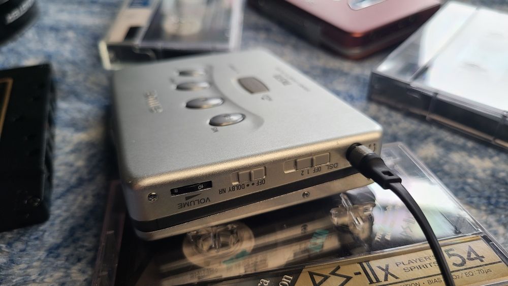 Кассетный плеер AIWA HS-PX570 Made in Japan, Отл. сост., Видео работы.