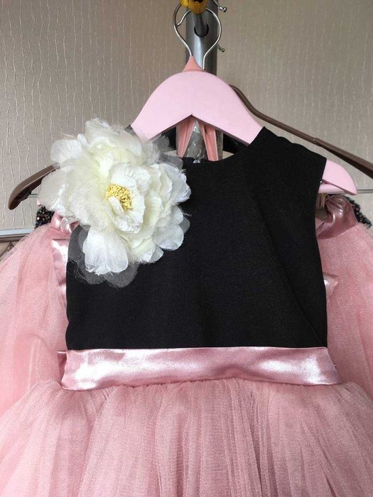 Фемелі лук дитяча сукня і рожева спідниця з бантом для мами