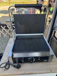 Opiekacz / Grill Vevor