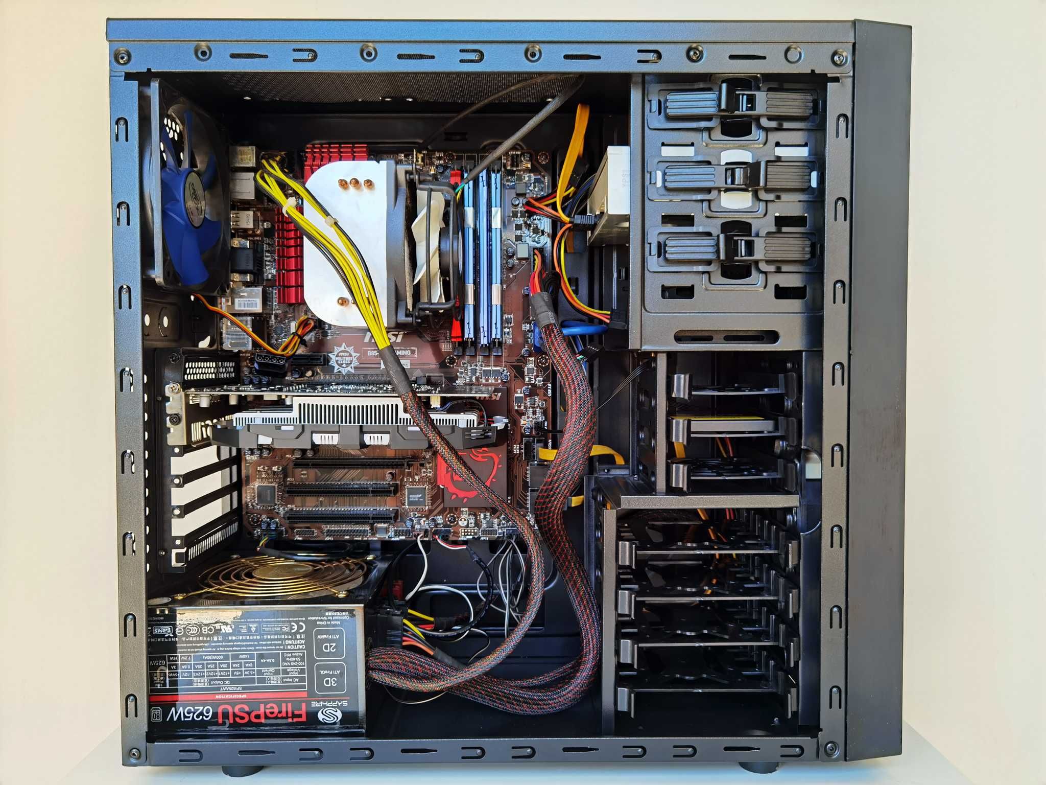 PC Intel i7 4790k + 16GB RAM + Nvidia GTX 1050 TI