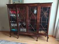 Vitrine em mogno
